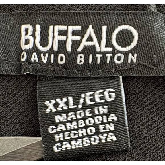 Buffalo David Bitton Womens Size XXL Black Woven Blouse Patch Pockets Keyhole 2X - Picture 8 of 8